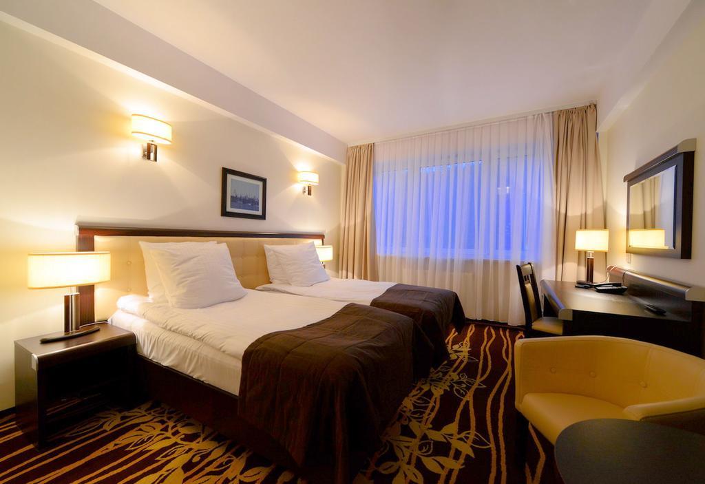 Hotel Business Faltom Gdynia Rumia Habitación foto