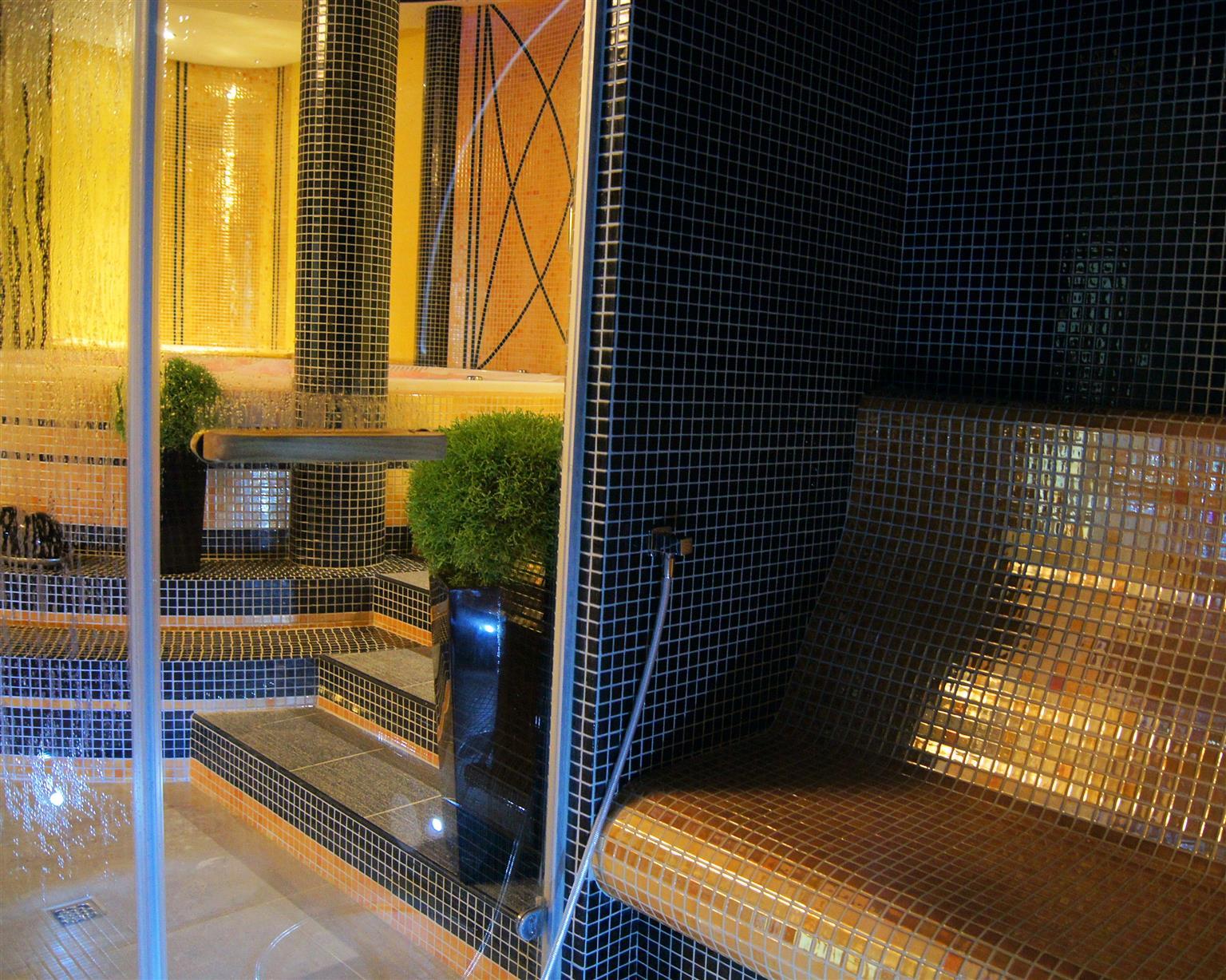 Hotel Business Faltom Gdynia Rumia Exterior foto